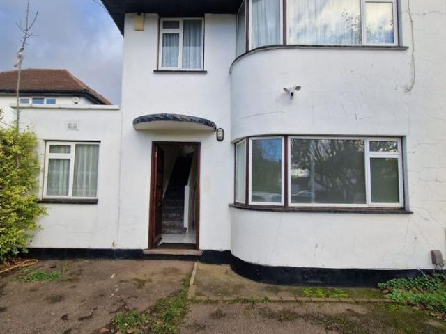 House for rent in London Borough of Enfield, Greater London