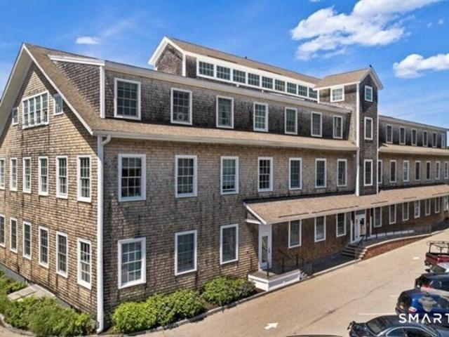 Condo for sale in Stonington, Connecticut