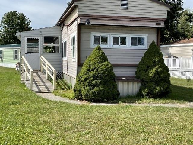 Property for sale in Exeter River Mobile Home Park Cooperative, Exeter