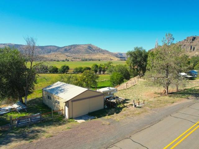 Land for sale in Spray, Wheeler County