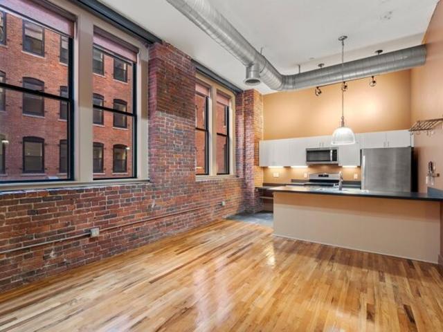 Condo for sale in Central Square Historic District, Lynn