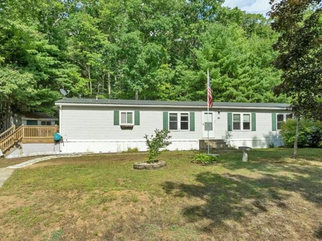 Property for sale in Pine Ridge Estates, Loudon