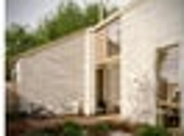 Townhouse for sale in Chaslands, Canterbury