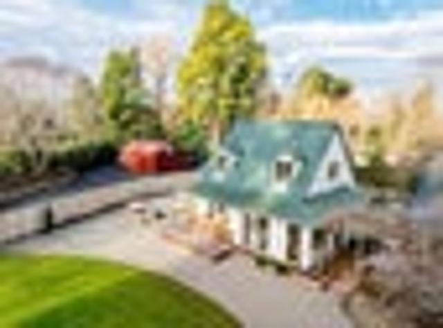 House for sale in Otakou