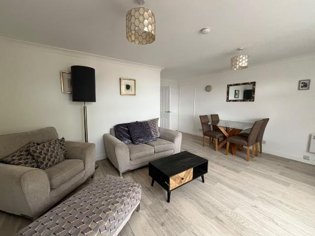Apartment for rent in Hale, Waverley