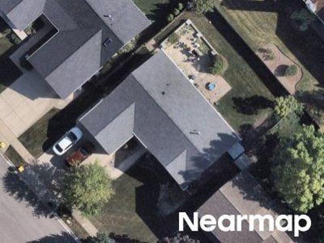 House for sale in Wheeling, Illinois