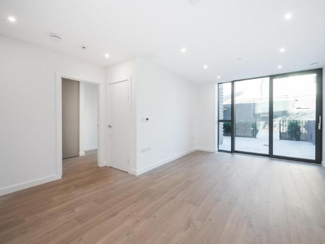 House for rent in Woodberry Down, Stoke Newington