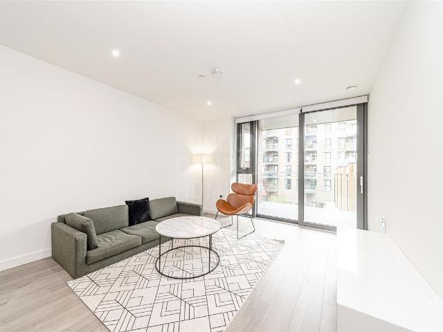 House for rent in Woodberry Down, Stoke Newington