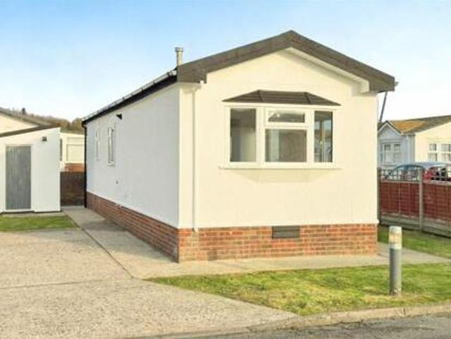 House for sale in Fishersgate, West Sussex