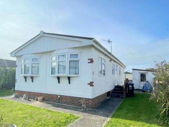 House for sale in Fishersgate, West Sussex
