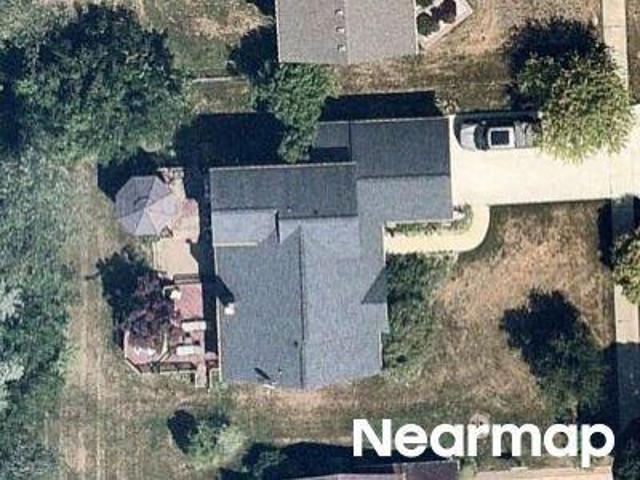 House for sale in Wexford Mews, Wixom