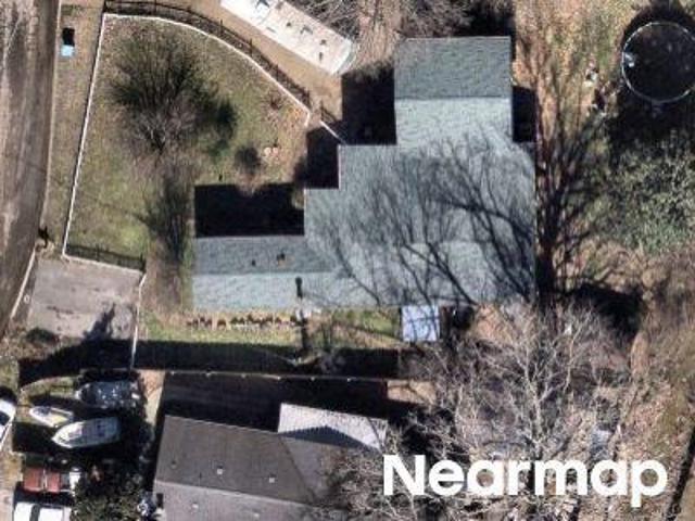 House for sale in Morrow, La Vergne