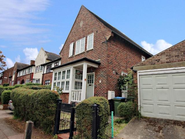 House for rent in Abbey Wood, Greater London