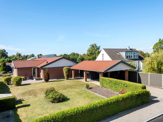 Villa til salg i Karlslunde, Greve
