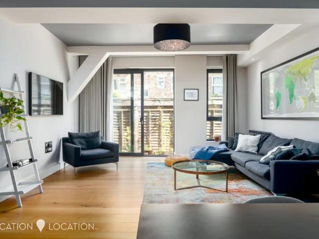 House for rent in West Hackney, Greater London