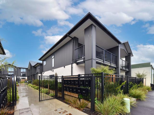 Apartment for rent in Heathcote, Canterbury