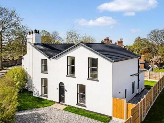 House for sale in Widnes