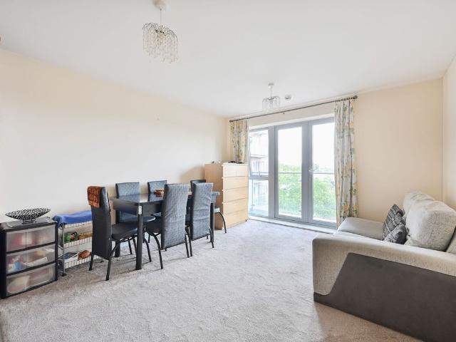Apartment for rent in North Watford, Hertfordshire