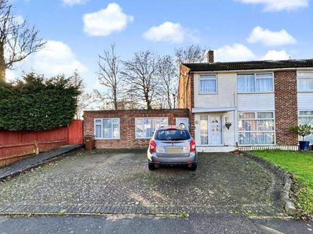 House for sale in Brompton, Gillingham