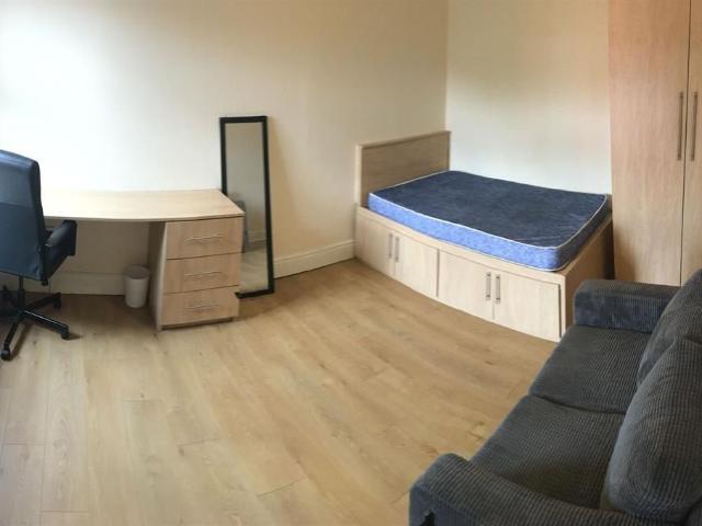 House for rent in Georgia, Greater Manchester