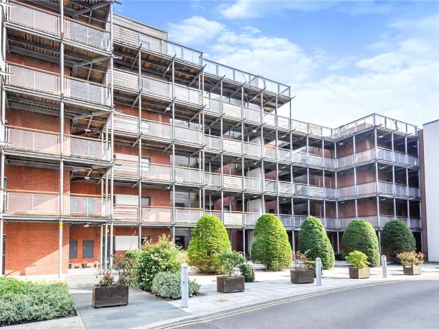 Apartment for rent in Parrs Wood, Georgia
