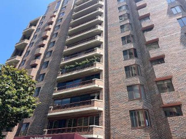 Condo for sale in Canoga Park, California