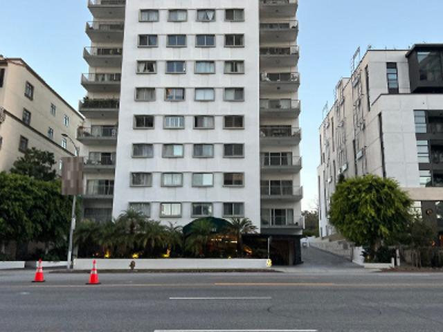 Condo for sale in Canoga Park, California