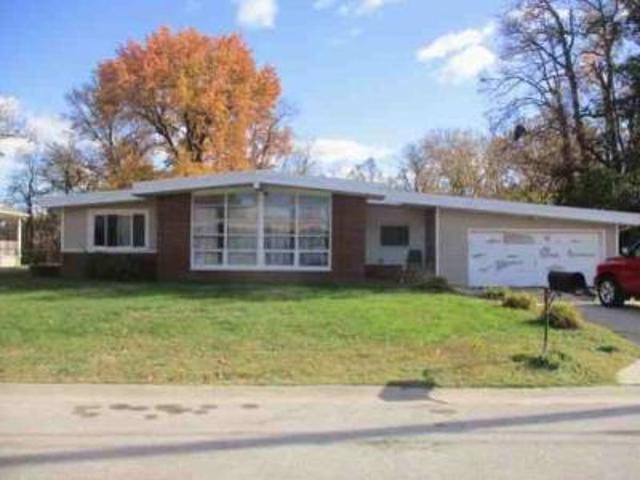 House for sale in Fairview Heights, Illinois