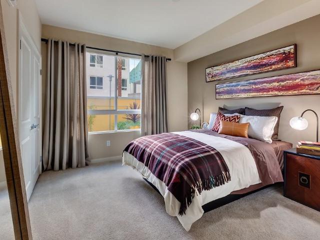 Apartment for rent in Canoga Park, California