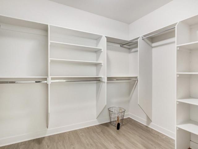 Apartment for rent in Canoga Park, California