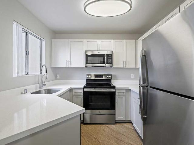 Apartment for rent in Fullerton, California