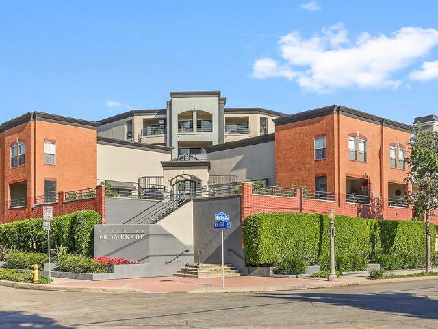 Apartment for rent in Fullerton, California