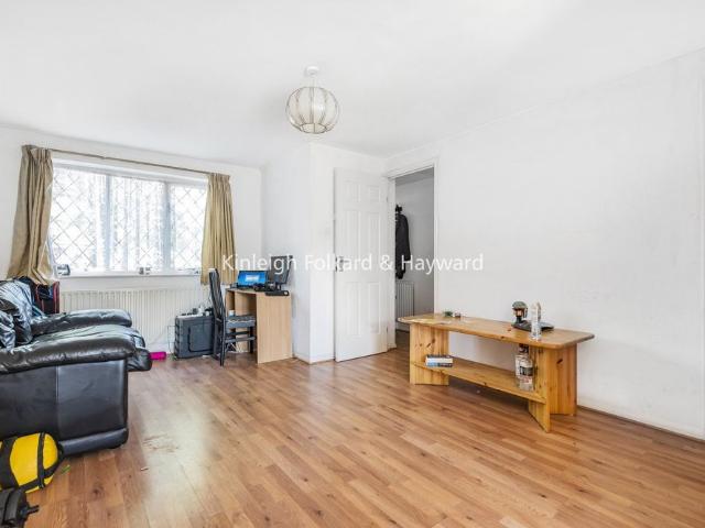 House for rent in London Borough of Merton, Collier's Wood