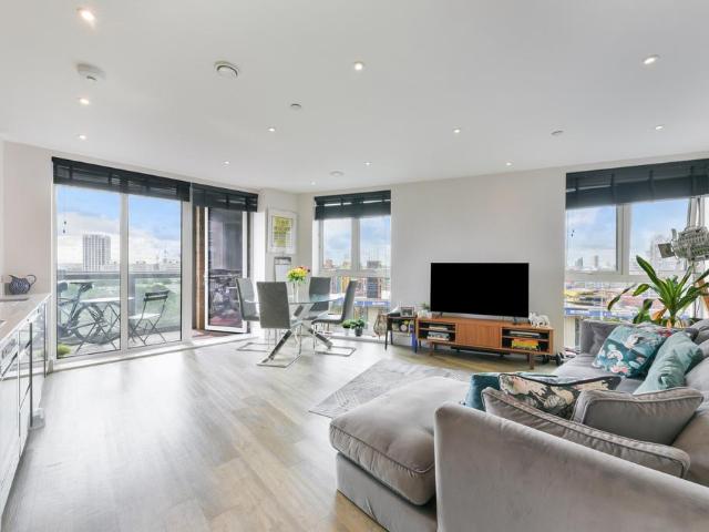 Apartment for rent in Battersea, Greater London