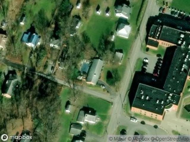 House for sale in Berkeley Springs, West Virginia