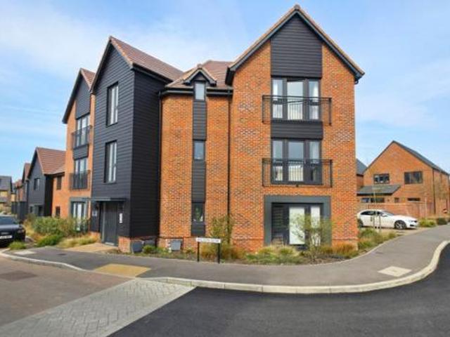 House for sale in Crowthorne