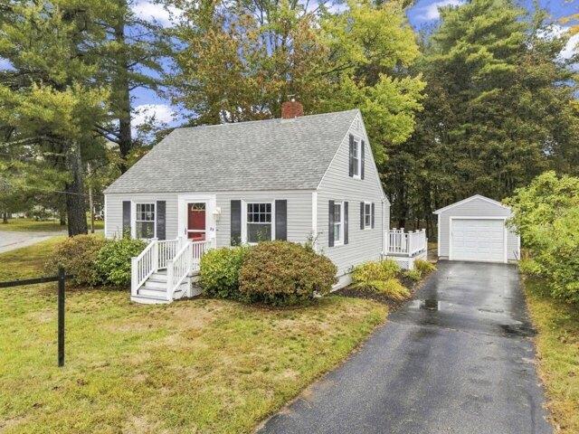 House for sale in Topsham Historic District, Topsham