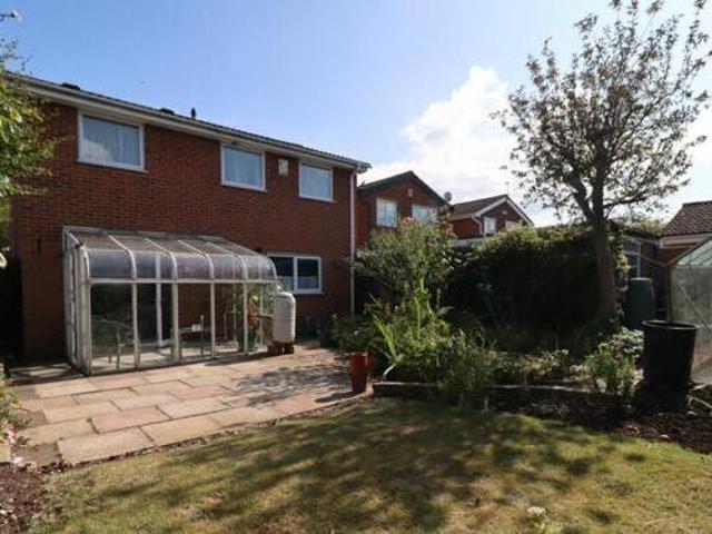 House for sale in Elmfield, Leicestershire