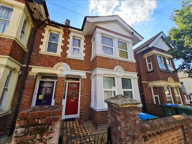 House for rent in The Polygon, City Of Southampton