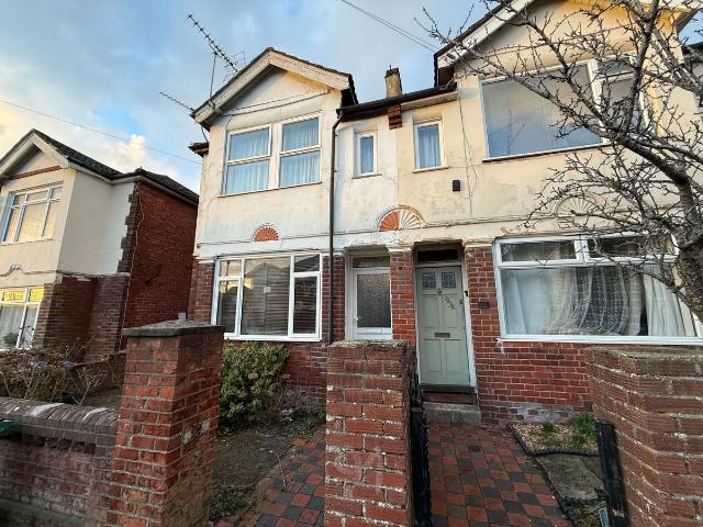 House for rent in The Polygon, City Of Southampton