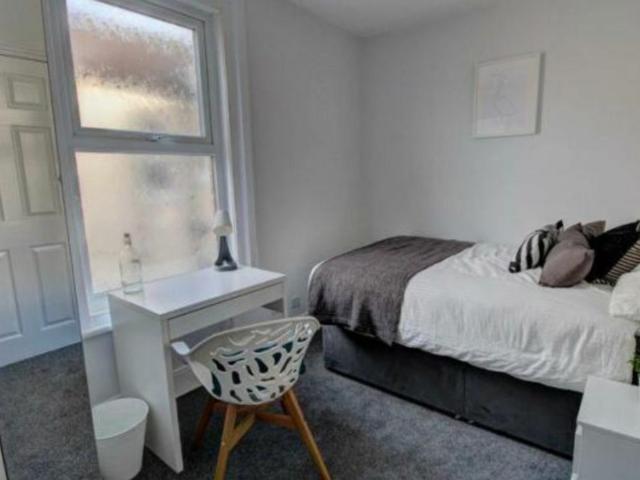 Room for rent in The Polygon, City Of Southampton