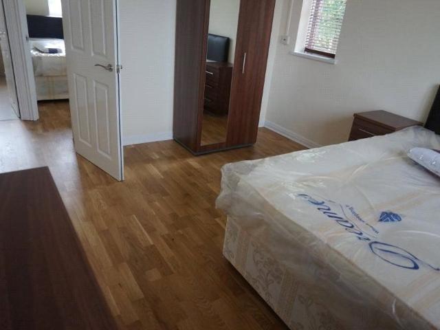 Apartment for rent in Colney Hatch, Greater London