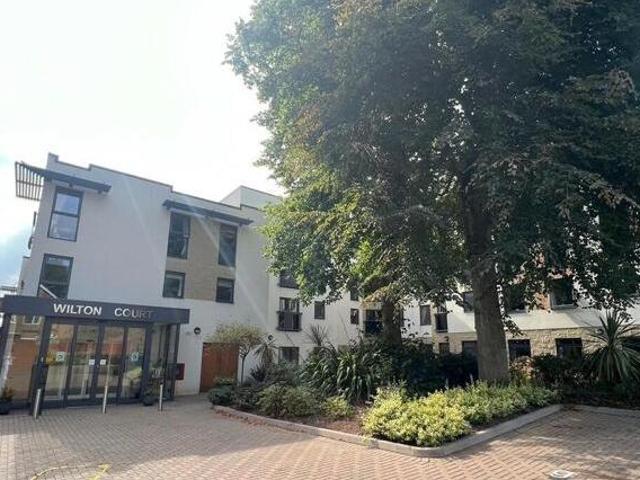 House for sale in Green Close, Warwickshire