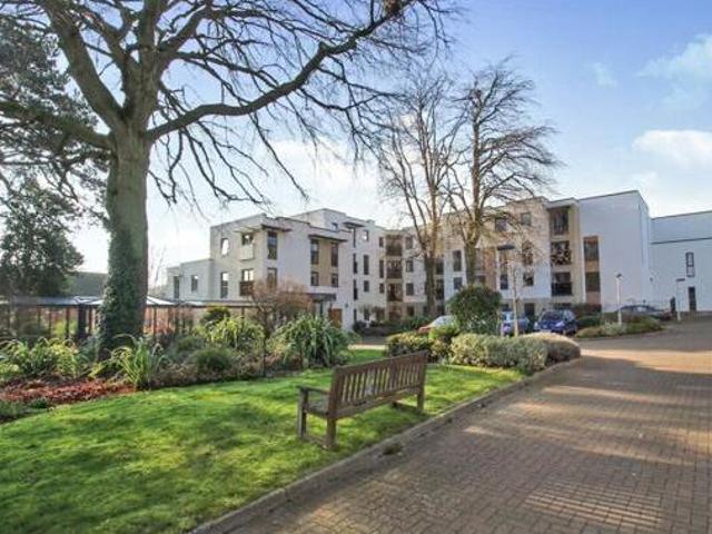 House for sale in Green Close, Warwickshire