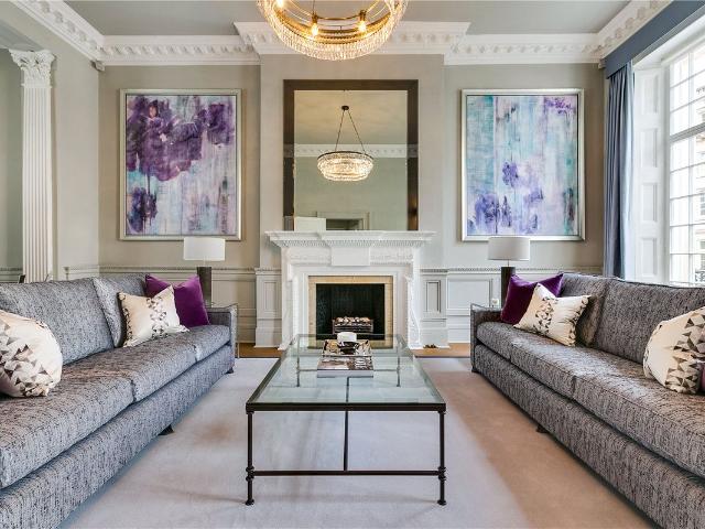 House for rent in Belgravia, Greater London