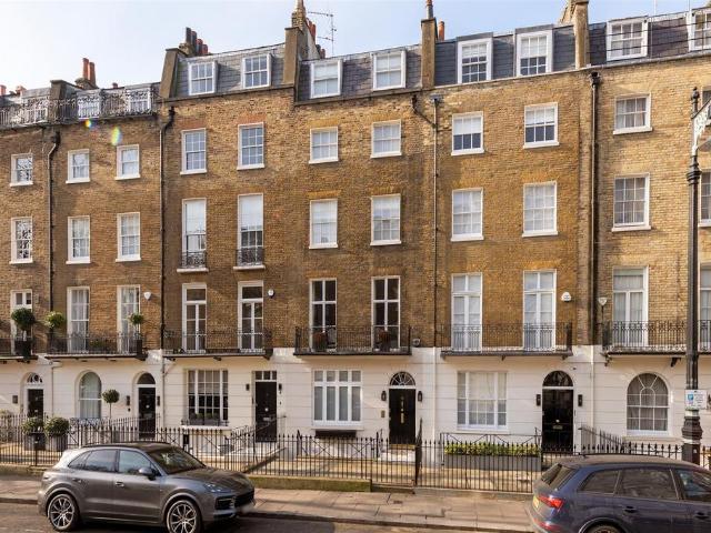 House for rent in Belgravia, Greater London