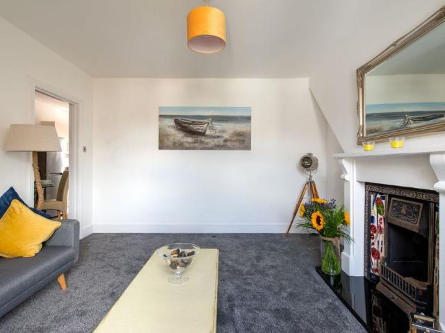 Apartment for rent in Central, Heathlands