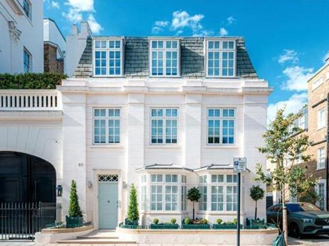 House for sale in Lyons, Greater London