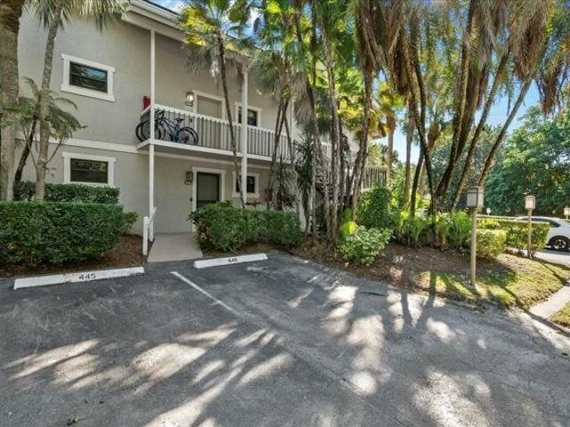 Condo for sale in Wellington