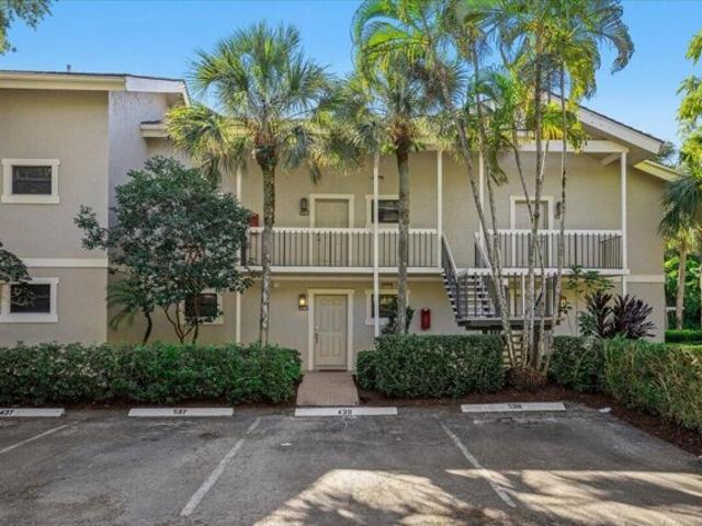 Condo for sale in Wellington